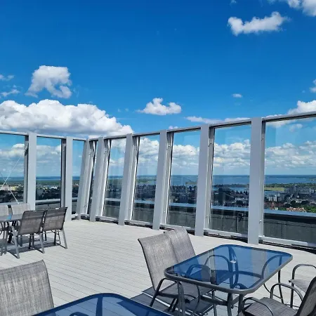 Jbhotels Comfort Hanza Tower Apartamento 4*