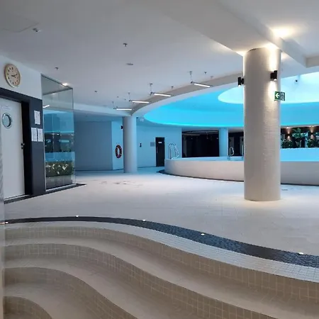 Jbhotels Comfort Hanza Tower شقة شتشيتسين