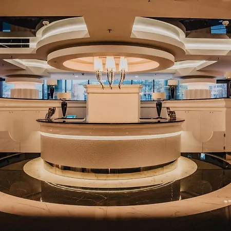 Jbhotels Comfort Hanza Tower 4* شتشيتسين